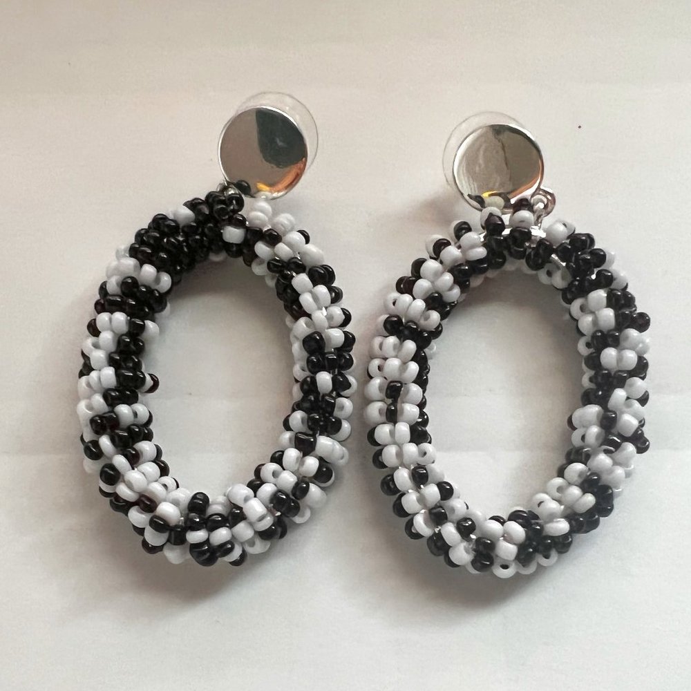 NW Boho Black White Beaded Silver Tone Dangle Pierced Earrings